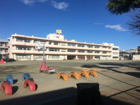 ���ӊ� �y���w�Z�z�������܎s����{�쏬�w�Z�F1300�u