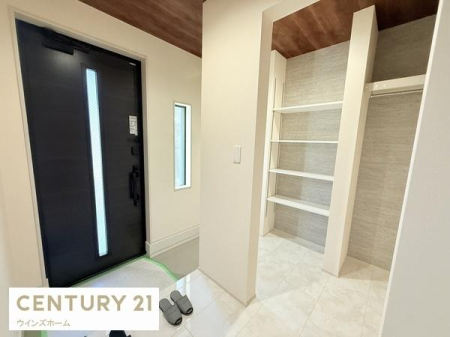 ���� ������Ƃ������邢���ւ́A�L�x�Ȏ��[�ŃX�b�L���ƕЕt���������̂����ۂɁB�����̏o���肪���K�ɂȂ�@�\�I�ȋ�Ԃł��B