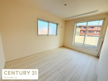 �m�� �o���R�j�[�ɖʂ����m���͖�6.7���̂������T�C�Y�B�������聕���ʂ��̗ǂ���Ԃł��B�L�X�E�H�[�N�C���N���[�[�b�g��ݒu�I�z�X�N���[���t���Ȃ̂ŉԕ����C�ɂȂ�G�ߓ��A�������������\�ł��I